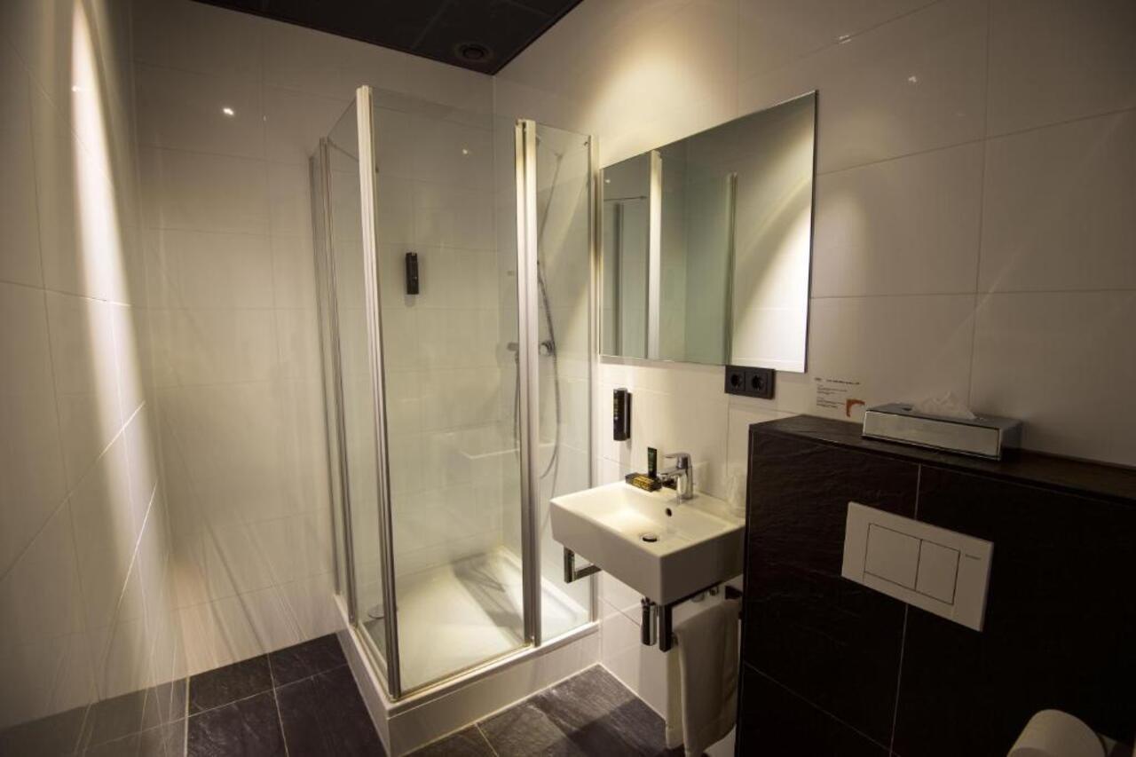 Design Hotel Glow Eindhoven Ngoại thất bức ảnh