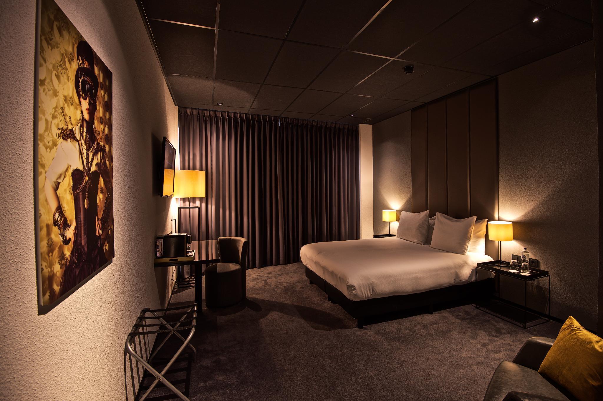 Design Hotel Glow Eindhoven Ngoại thất bức ảnh