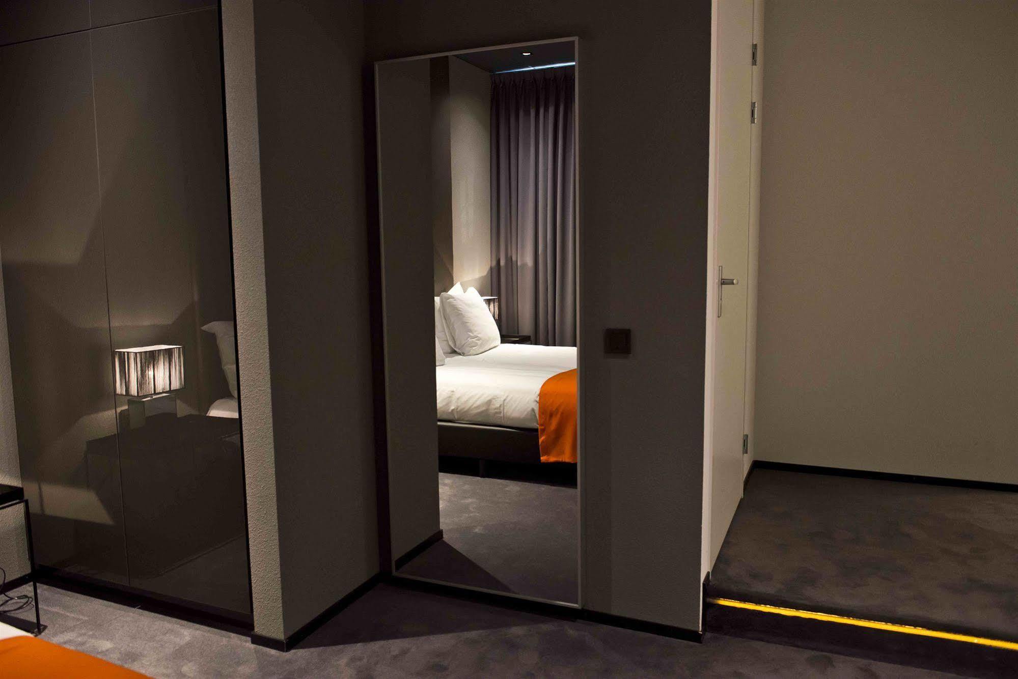 Design Hotel Glow Eindhoven Ngoại thất bức ảnh